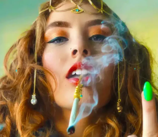 Multimedia Artist Emily Eizen Emily Eizen